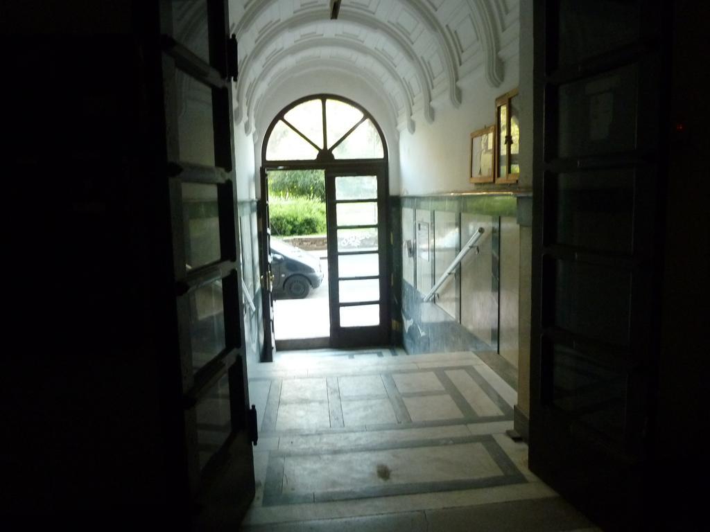 Apartment Parliament Park Belgrad Exterior foto